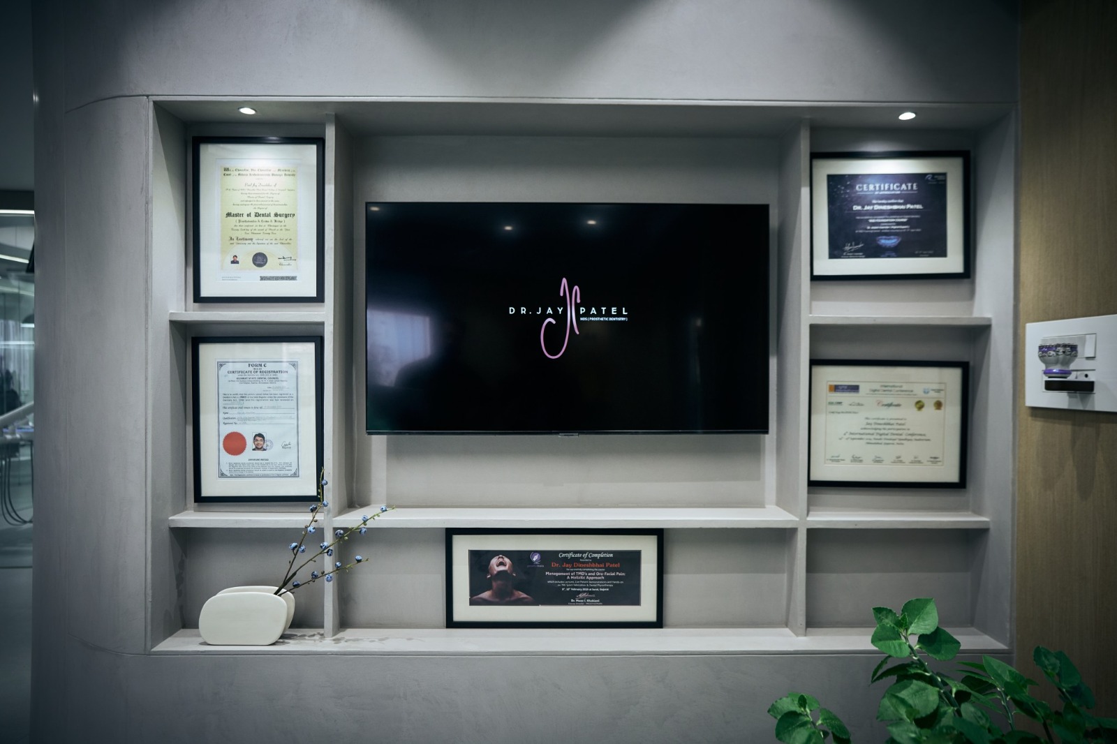 International certifications and credentials at Four Seasons Dental